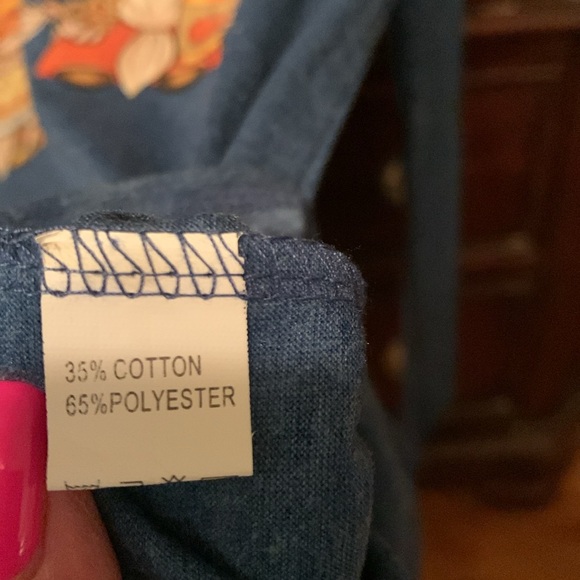 Brand new, beautiful blue T-shirt, long sleeve with festive fall gnomes - Picture 10 of 10